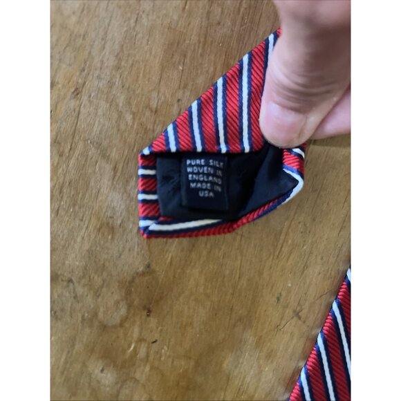 Brooks Brothers Makers Silk Tie Woven In England Hand Made USA Red Blue Stripe - Picture 5 of 6